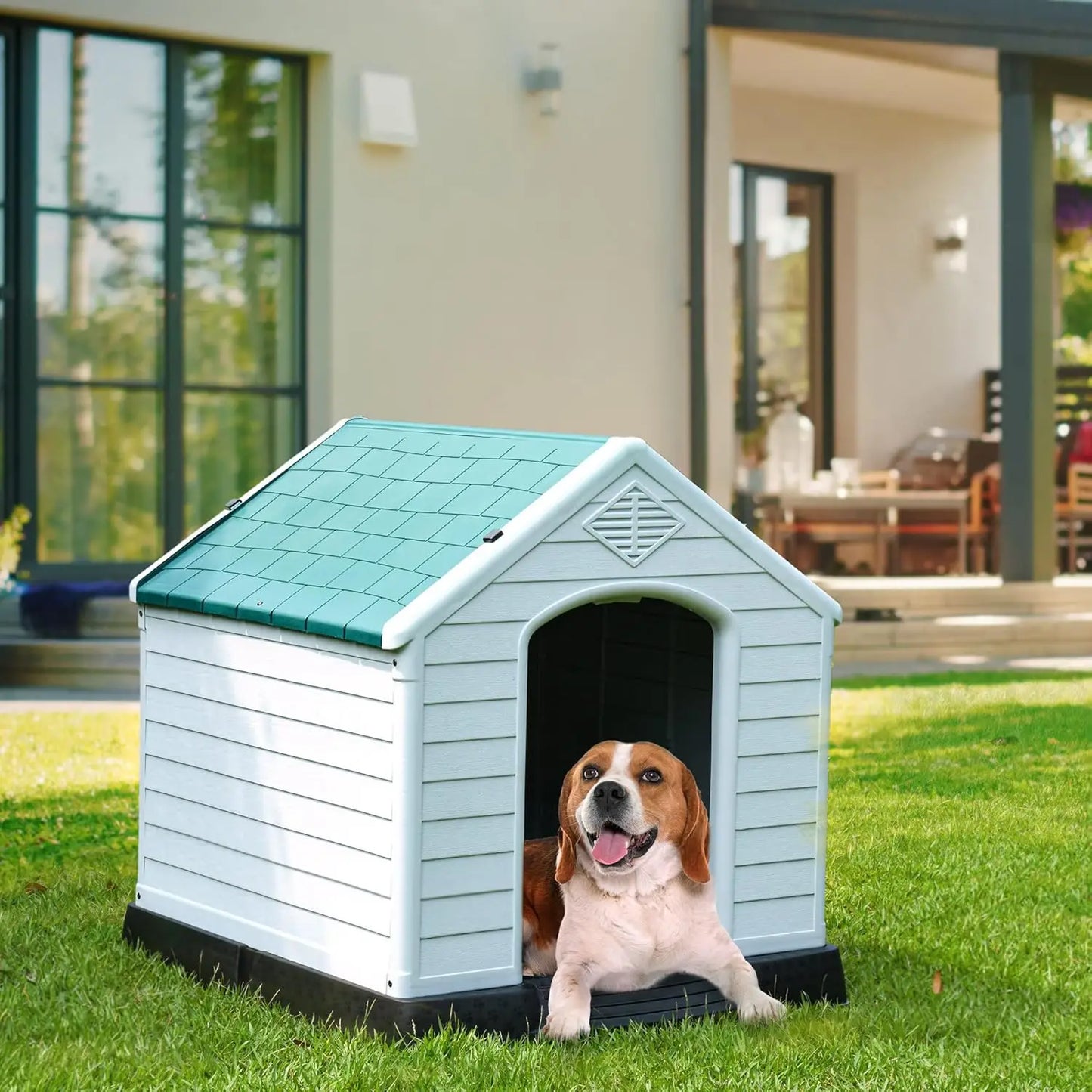 28.5'' Plastic Dog House Outdoor/ Indoor Shelter ;Water