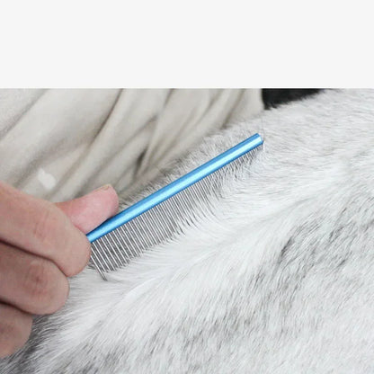 Pet Grooming Comb ;Pet Grooming Undercoat Rake Cats or Dogs; Easy To Remove Tangles; Smallt